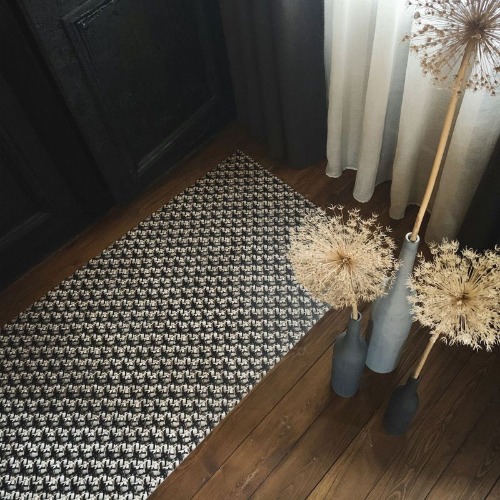 Macrame &quot;Nights of Oran&quot; vinyl rug by Laurentine Périlhou - runner size